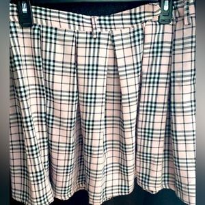 Hot Topic - Pink and Black Plaid Pleated Skirt W/ Matching Belt